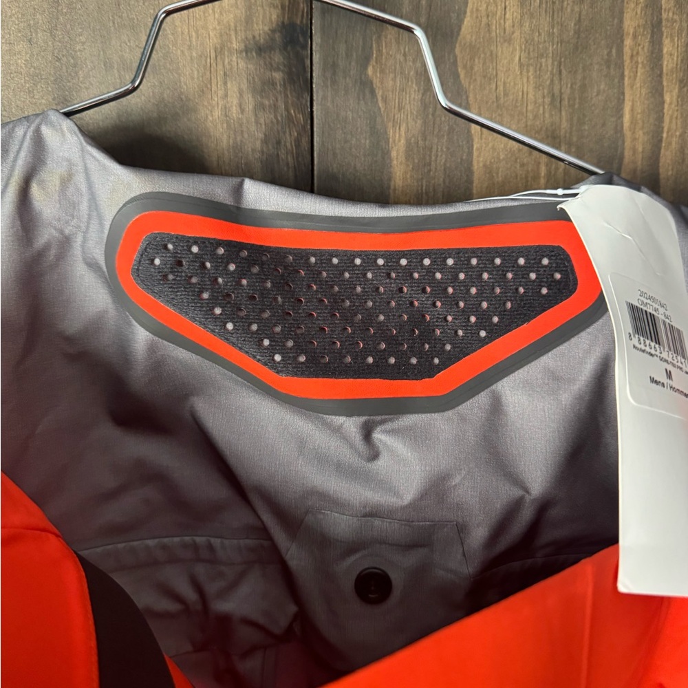 MOUNTAIN HARDWARE ROUTE FINDER GORE-TEX PRO JACKET - Picture 11 of 13